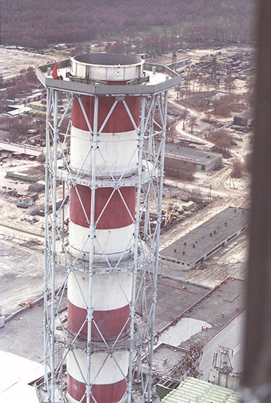 October 1986, people sent to hoist the Soviet red flag on the Chernobyl NPP pipe, which is located on the site where the robots could not stand the radiation.