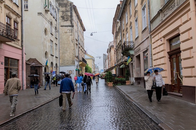 Vector Maps: 6 Ways to Make City Streets Safer for Pedestrians | TheCityFix